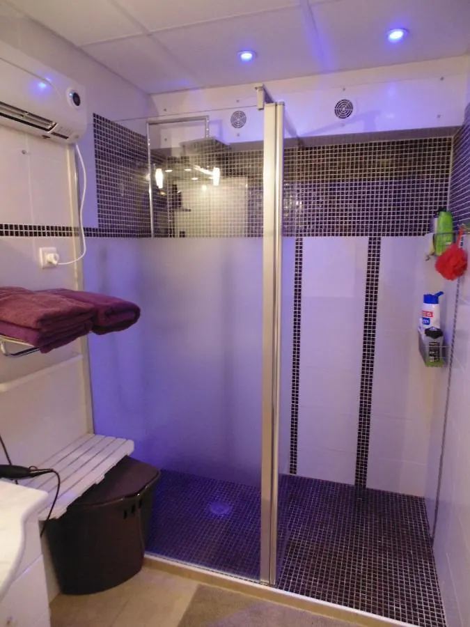 Logis De Nano Hotel Gratens Guest house